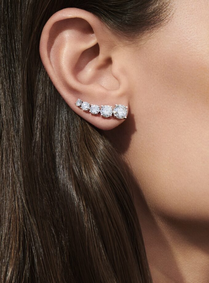 Серьги кометы, белое золото, муассаниты, 4,7 карата